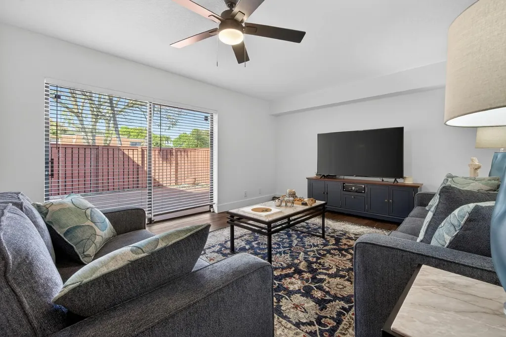 2937 SW 11th Place Deerfield Beach FL 33442