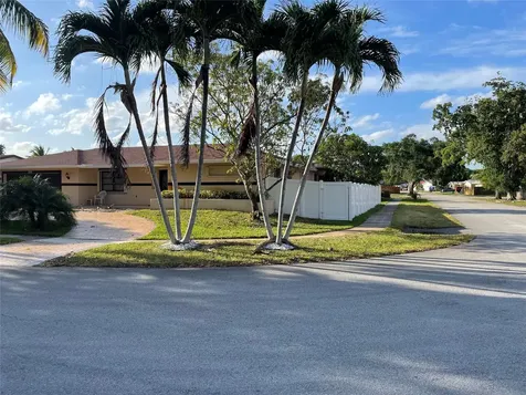11901 NW 15th Street Pembroke Pines FL 33026