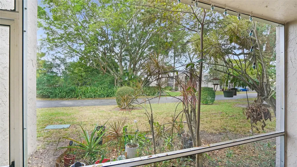 8524 Old Country Manor Davie FL 33328