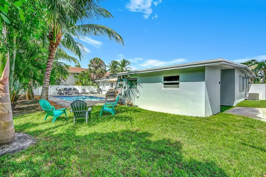 2740 NE 30th Place Fort Lauderdale FL 33306