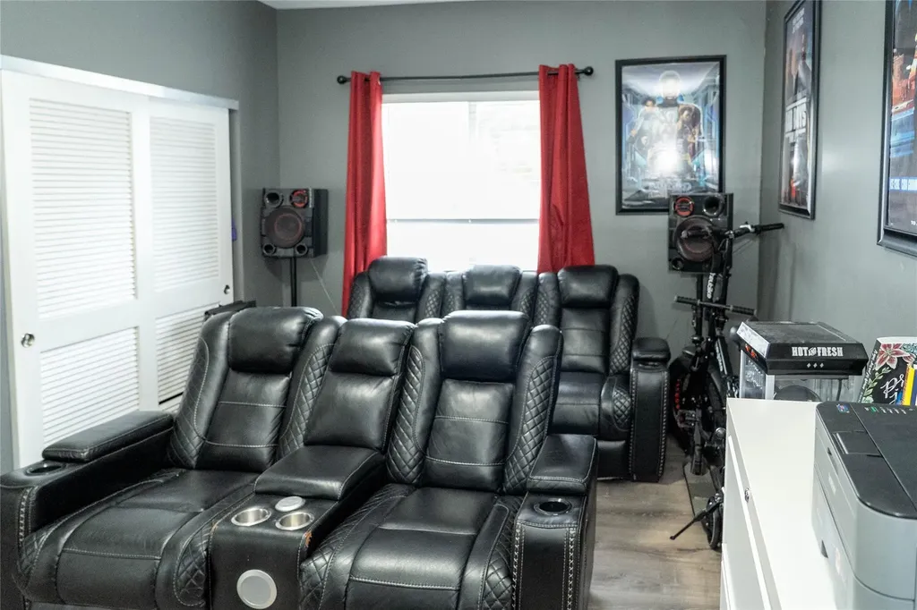 2710 NW 5th Street Pompano Beach FL 33069