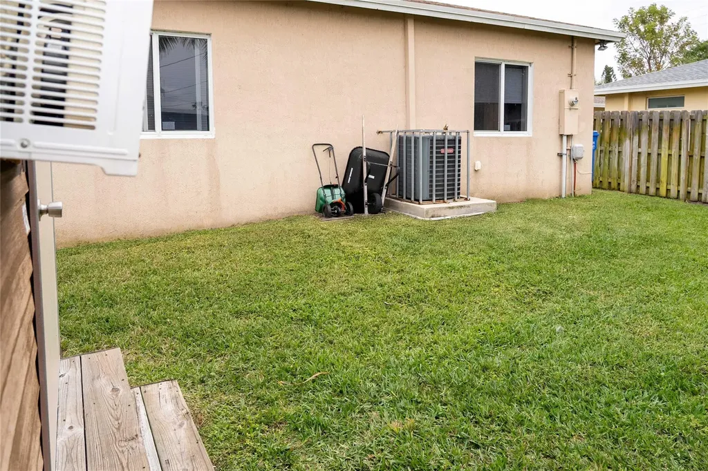 2710 NW 5th Street Pompano Beach FL 33069