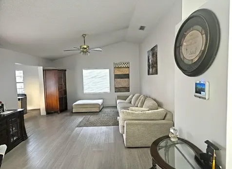 8205 SW 12th Place North Lauderdale FL 33068
