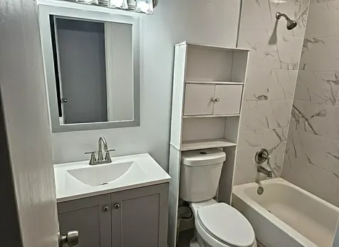 8205 SW 12th Place North Lauderdale FL 33068