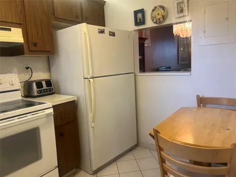 9420 Sunrise Lakes Boulevard Sunrise FL 33322