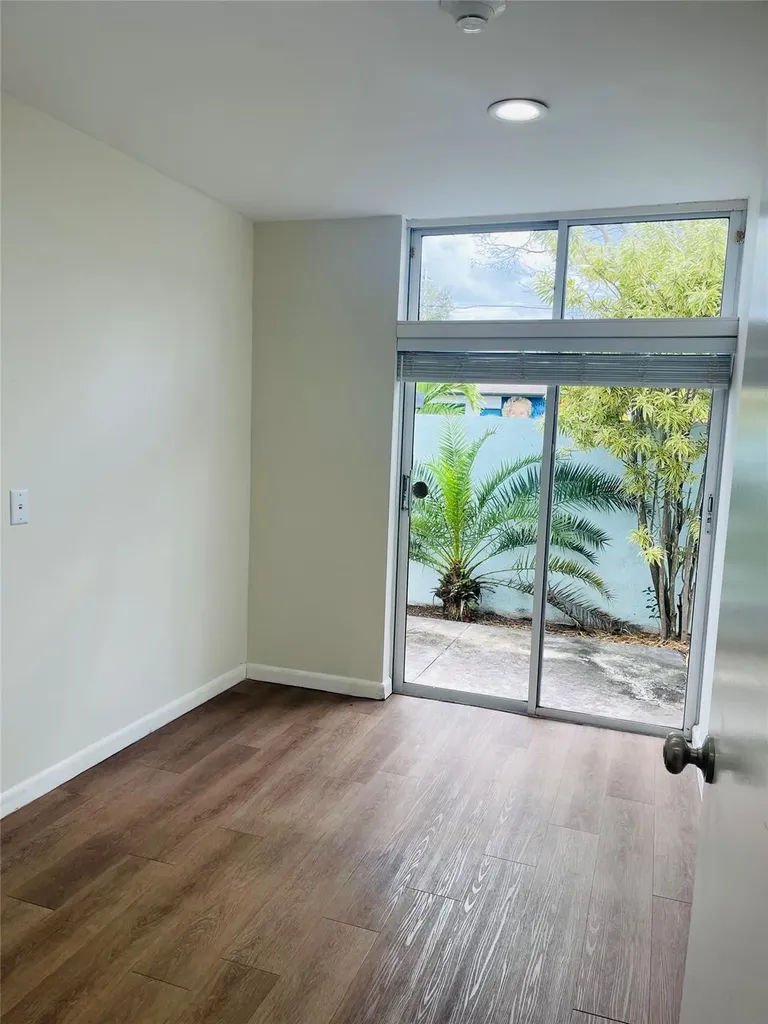 201 SE 19th Street Fort Lauderdale FL 33316
