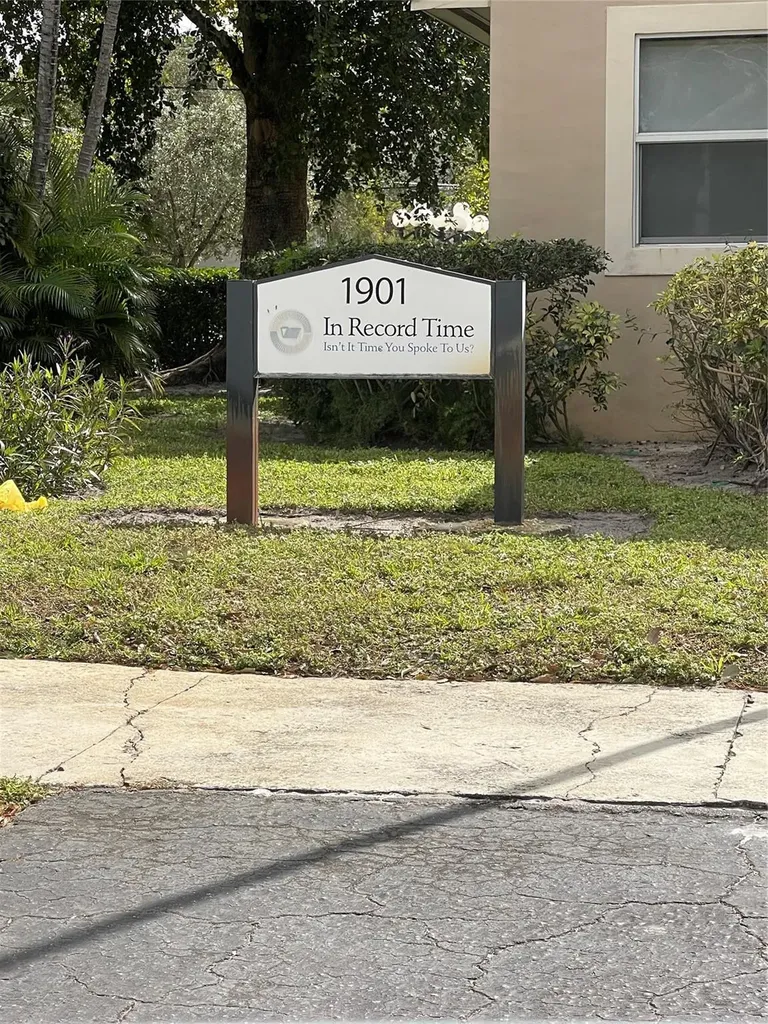 201 SE 19th Street Fort Lauderdale FL 33316