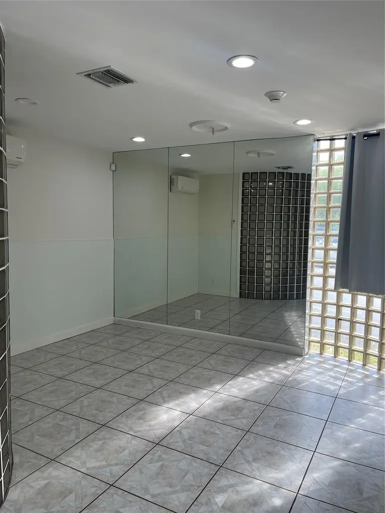 201 SE 19th Street Fort Lauderdale FL 33316