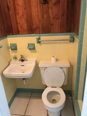 812 NE 15 Avenue Fort Lauderdale FL 33304
