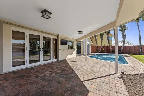 9881 SW 2nd Street Plantation FL 33324