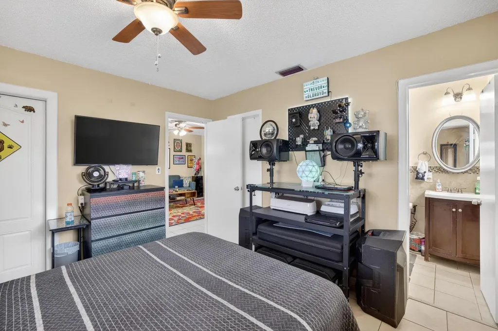 2608 NE 10th Avenue Wilton Manors FL 33334