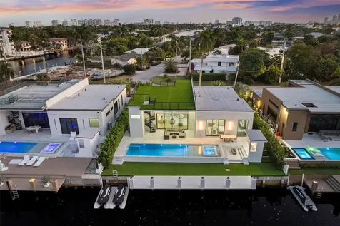 2221 NE 19th Street Fort Lauderdale FL 33305