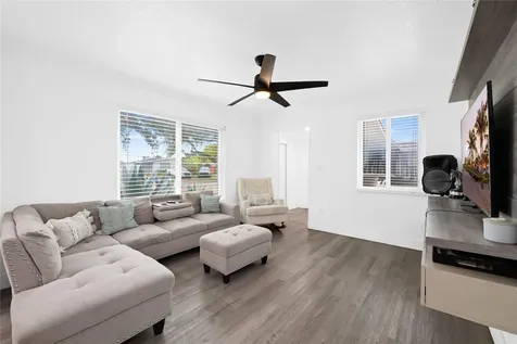 5721 SW 38th Court Davie FL 33314