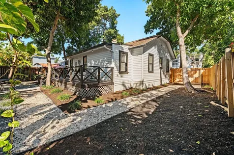 713 NE 17th Road Fort Lauderdale FL 33304