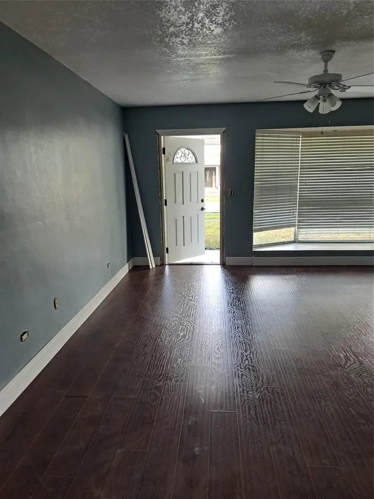 730 SW 67th Terrace Pembroke Pines FL 33023