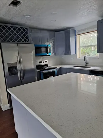 730 SW 67th Terrace Pembroke Pines FL 33023