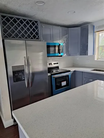 730 SW 67th Terrace Pembroke Pines FL 33023