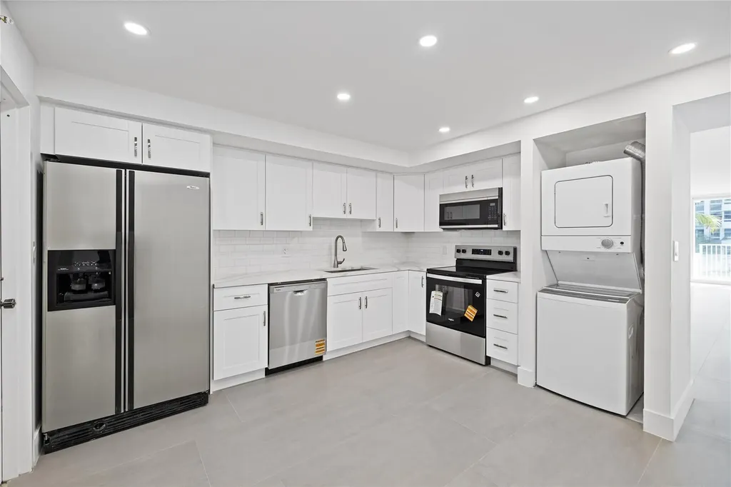 1360 S Ocean Boulevard Pompano Beach FL 33062