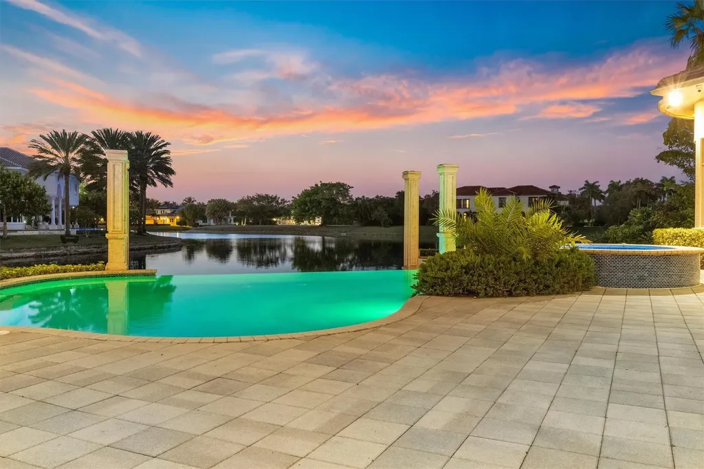 369 Sweet Bay Avenue Plantation FL 33324