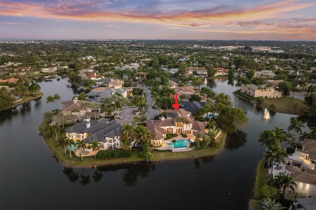 369 Sweet Bay Avenue Plantation FL 33324