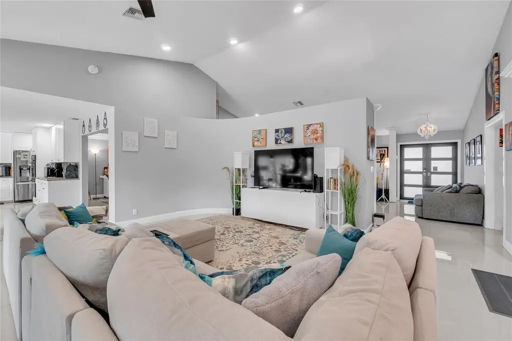 11266 NW 10th Place Coral Springs FL 33071
