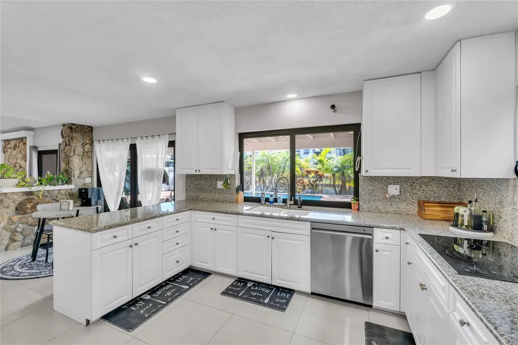 11266 NW 10th Place Coral Springs FL 33071