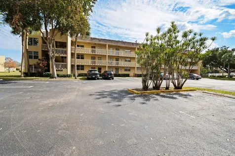 6000 NW 64th Avenue Tamarac FL 33319