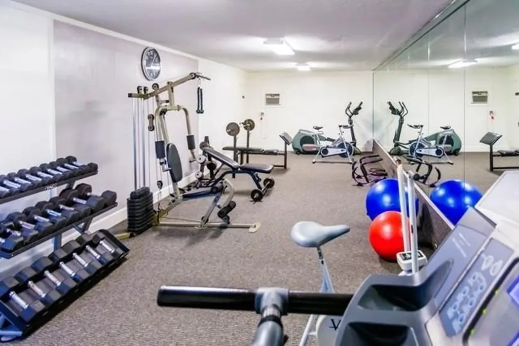 2191 NE 68th Street Fort Lauderdale FL 33308