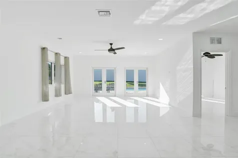 26 Cayuga Road Sea Ranch Lakes FL 33308