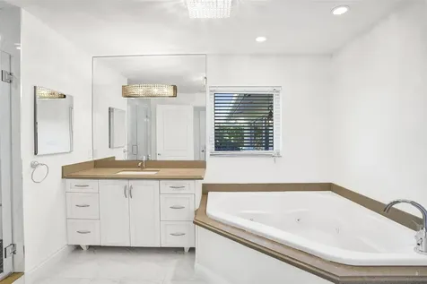 26 Cayuga Road Sea Ranch Lakes FL 33308