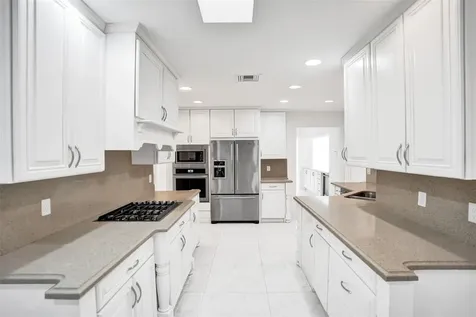 26 Cayuga Road Sea Ranch Lakes FL 33308