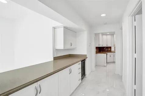 26 Cayuga Road Sea Ranch Lakes FL 33308