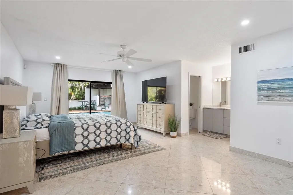 1240 SW 14th Avenue Fort Lauderdale FL 33312