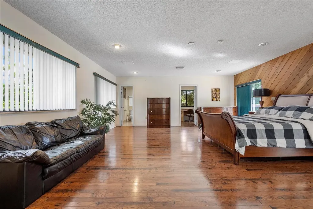 1240 SW 14th Avenue Fort Lauderdale FL 33312