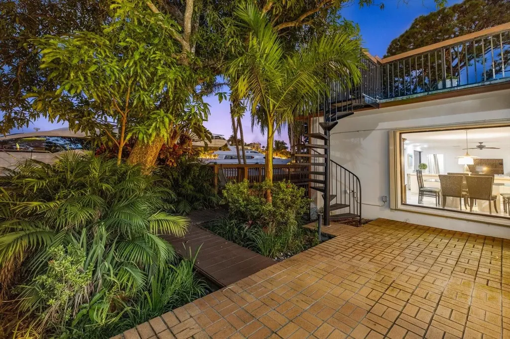 1240 SW 14th Avenue Fort Lauderdale FL 33312