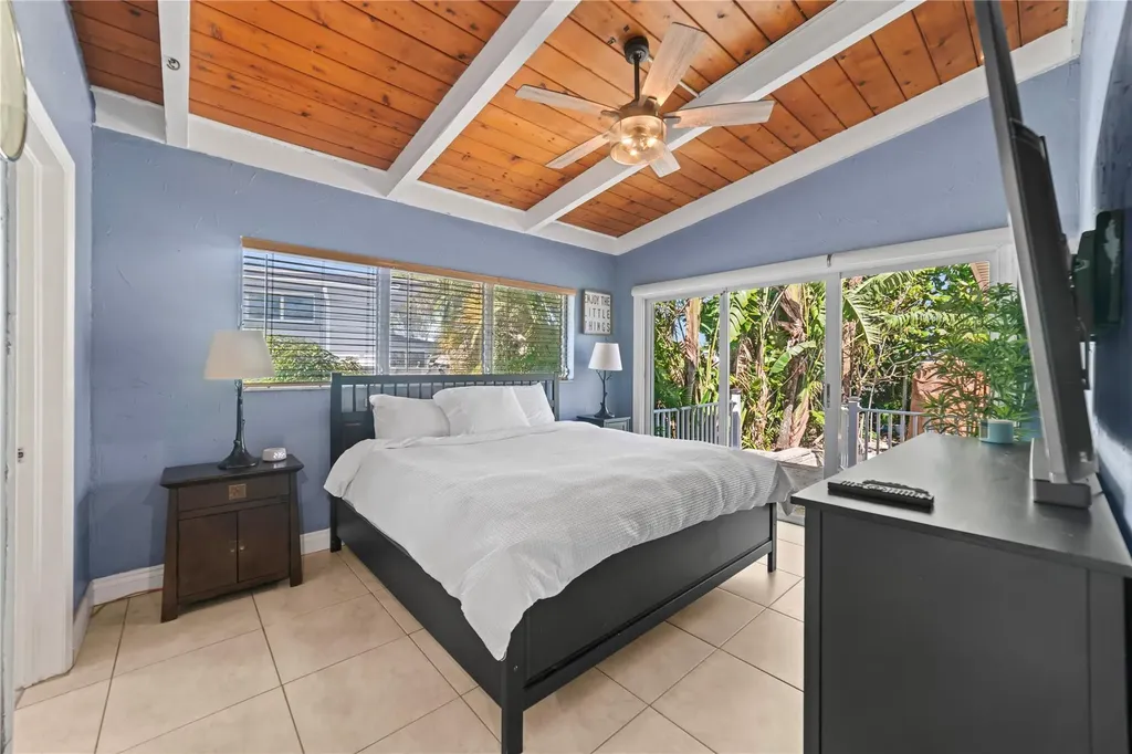 2518 Whale Harbor Lane Fort Lauderdale FL 33312