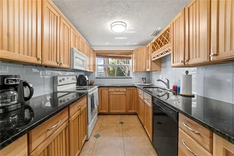 2518 Whale Harbor Lane Fort Lauderdale FL 33312