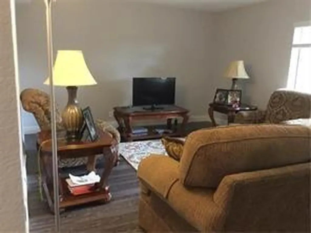 206 Wimbledon Lake Drive Plantation FL 33324