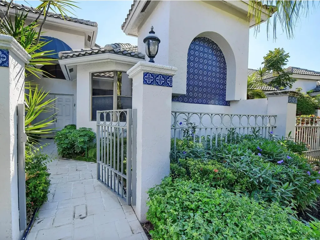 2108 NW 60th Circle Boca Raton FL 33496