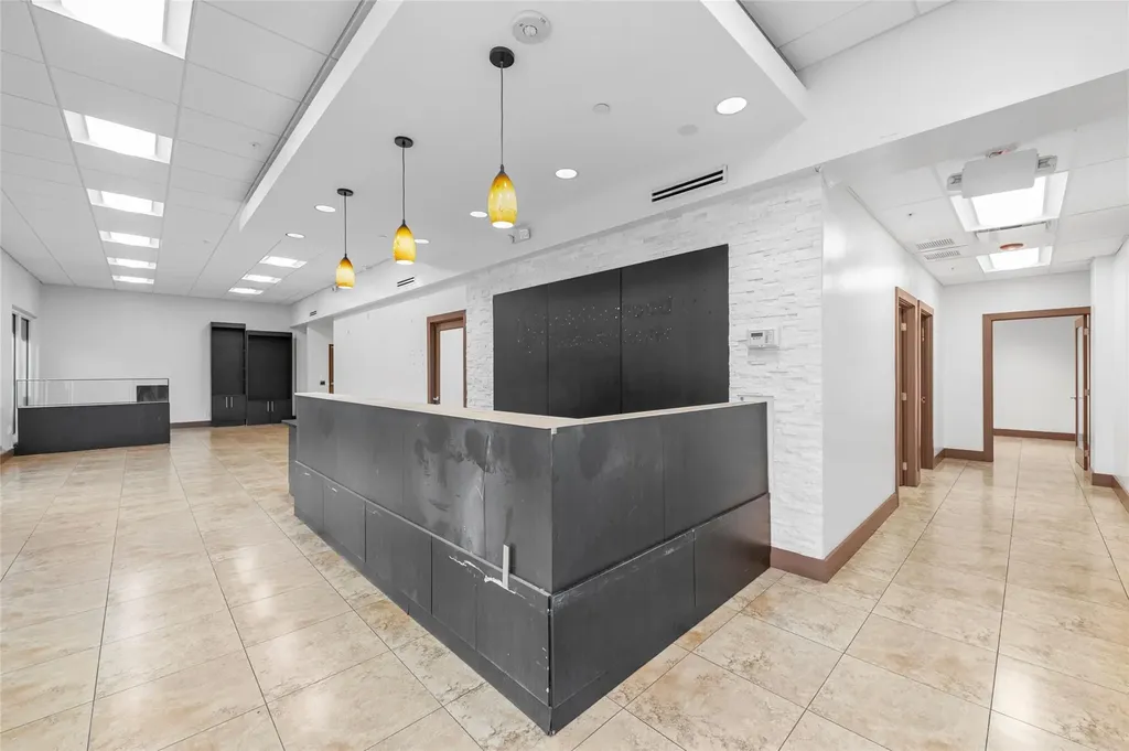 313 E Hallandale Beach Boulevard Hallandale Beach FL 33009