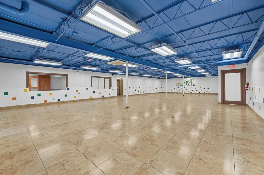 313 E Hallandale Beach Boulevard Hallandale Beach FL 33009