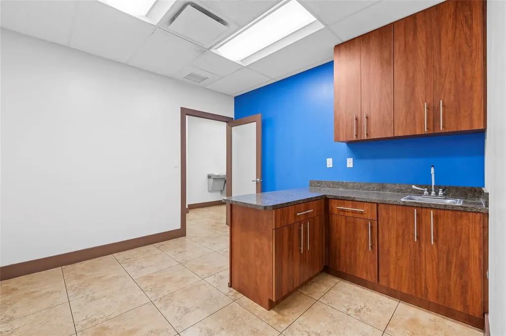 313 E Hallandale Beach Boulevard Hallandale Beach FL 33009