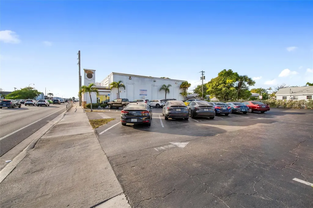 313 E Hallandale Beach Boulevard Hallandale Beach FL 33009