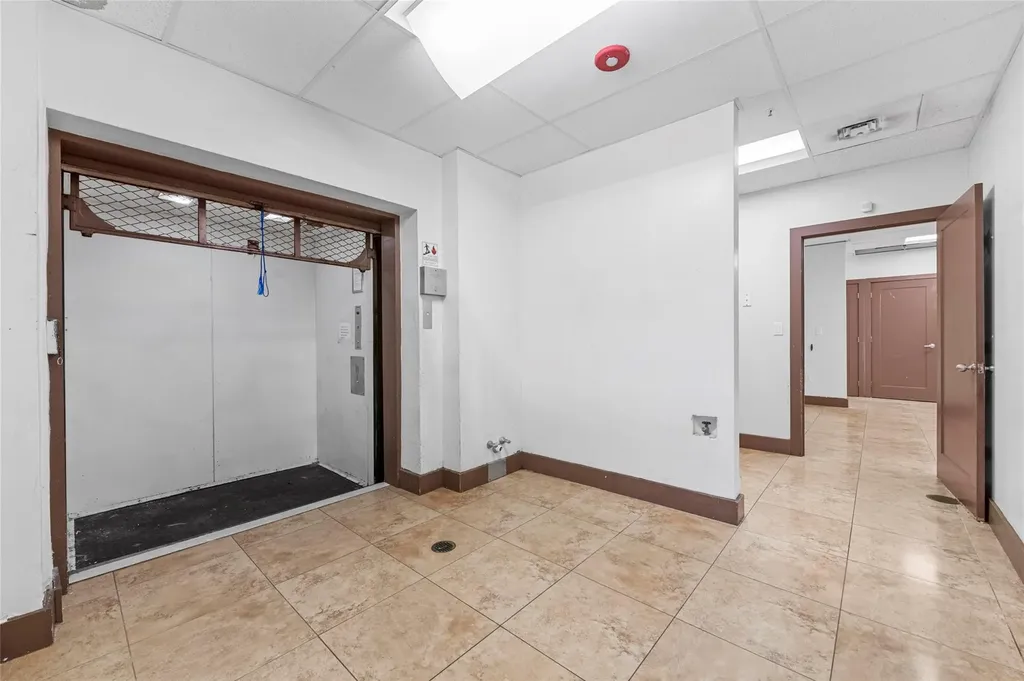 313 E Hallandale Beach Boulevard Hallandale Beach FL 33009
