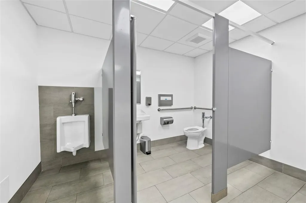 2150 S Andrews Avenue Fort Lauderdale FL 33316