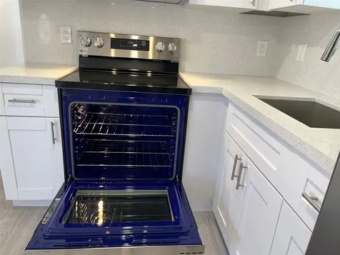 1720 SW 85th Avenue Davie FL 33324