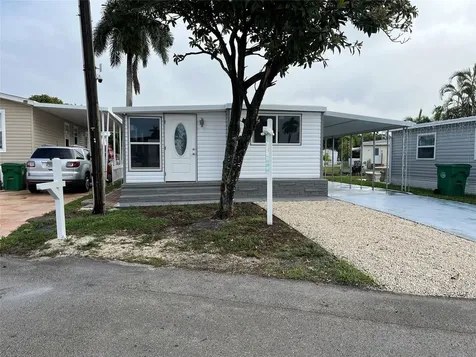 1720 SW 85th Avenue Davie FL 33324