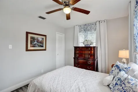 4953 NW 48 Avenue Tamarac FL 33319