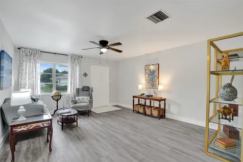 4953 NW 48 Avenue Tamarac FL 33319