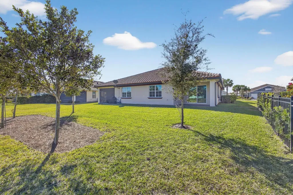 1232 Haywagon Trail Loxahatchee FL 33470